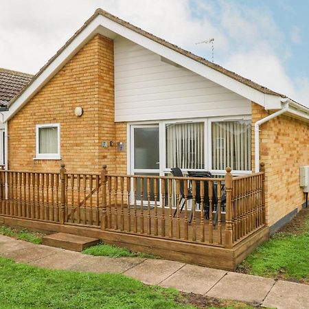 Bungalow 7 Lowestoft Exterior photo
